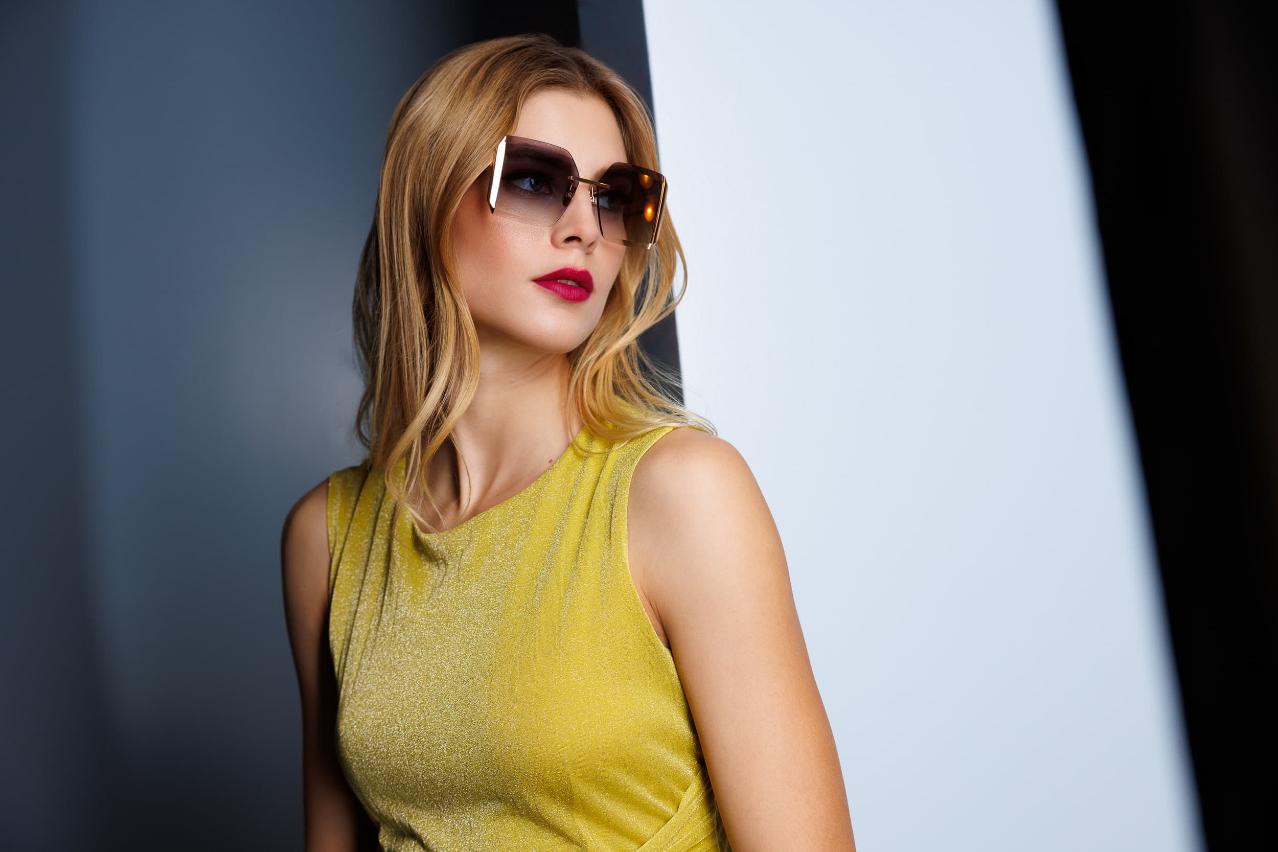 20% off all Ana Hickmann glasses